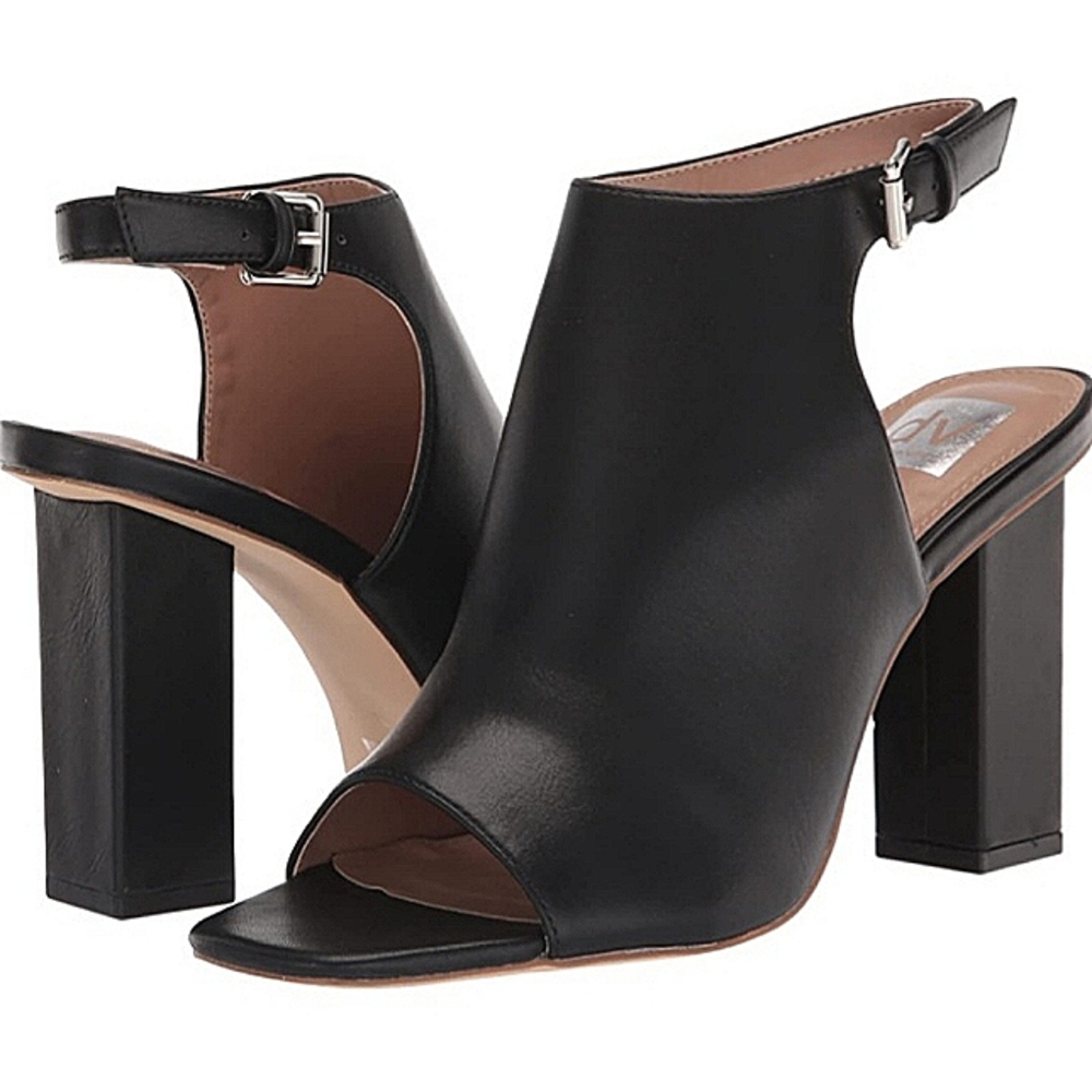 DV Dolce Vita women's Kitt ankle booties brand new never worn